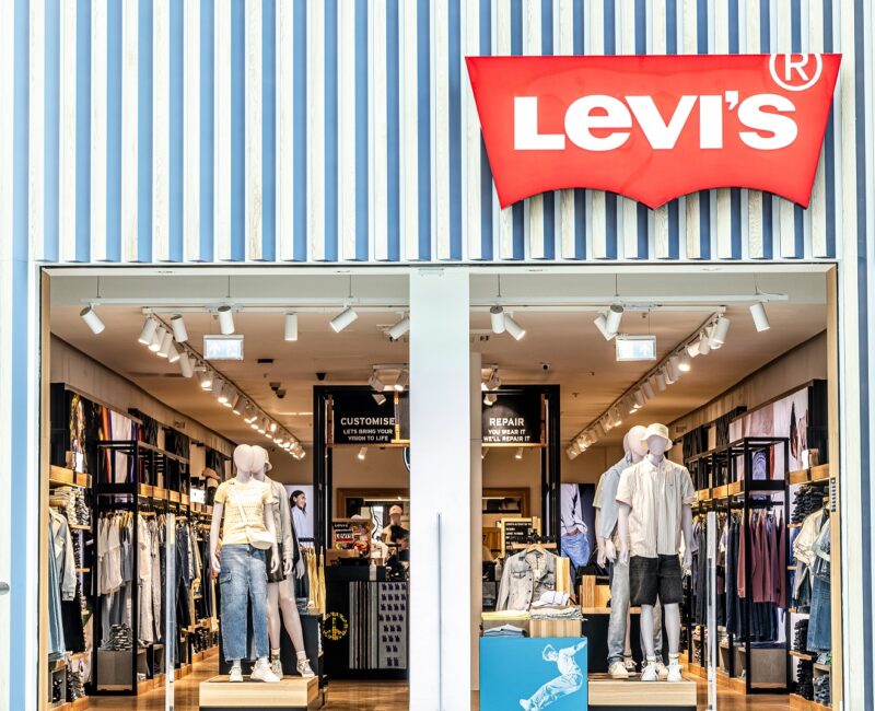 Manchester_Arndale_Store_Fronts_Levis